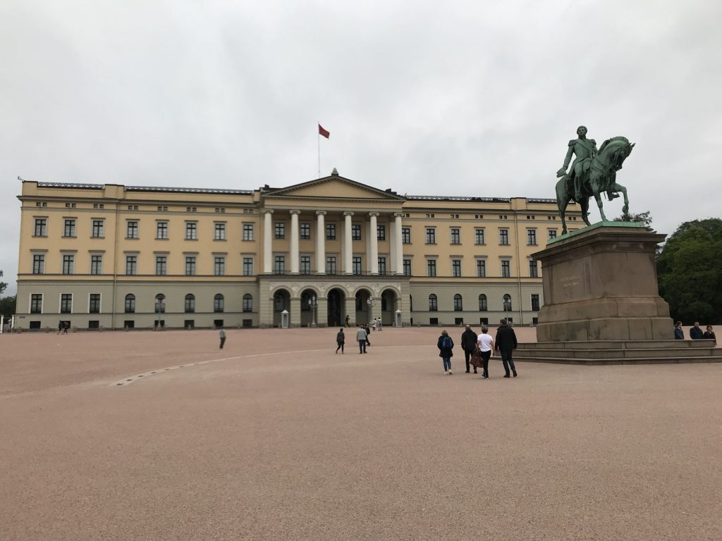 palacio-real-oslo-Noruega Dinamarca e Holanda